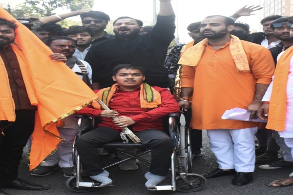 Hindu Sagthan Ka pradarshan