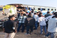 Road accident, Road accident in Jodhpur, Bus-Tanker accident, Bus-Tanker accident in Jodhpur, Jaisalmer Highway bus-tanker accident, Jodhpur news, Rajasthan news, रोड एक्सीडेंट, रोड एक्सीडेंट इन जोधपुर, बस-टैंकर एक्सीडेंट, बस-टैंकर एक्सीडेंट इन जोधपुर, जैसलमेर हाईवे बस-टैंकर एक्सीडेंट, जोधपुर न्यूज, राजस्थान न्यूज