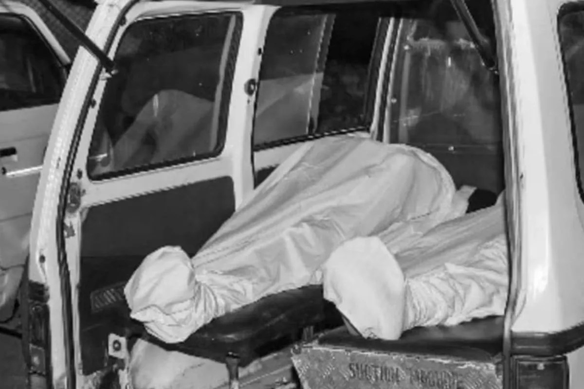 Couple dead in Delhi home suicide note mentioned business and financial difficulties