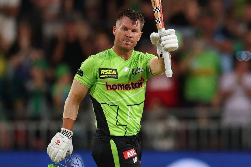 David Warner equals Virat Kohli record