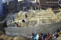 दुबग्गा इलाके में गोलियों की गूंज, 10–15 दबंगों ने बरसाईं गोलियां और किया पथराव, क्षेत्र में दहशत (फोटो सोर्स : WhatsApp News Group)