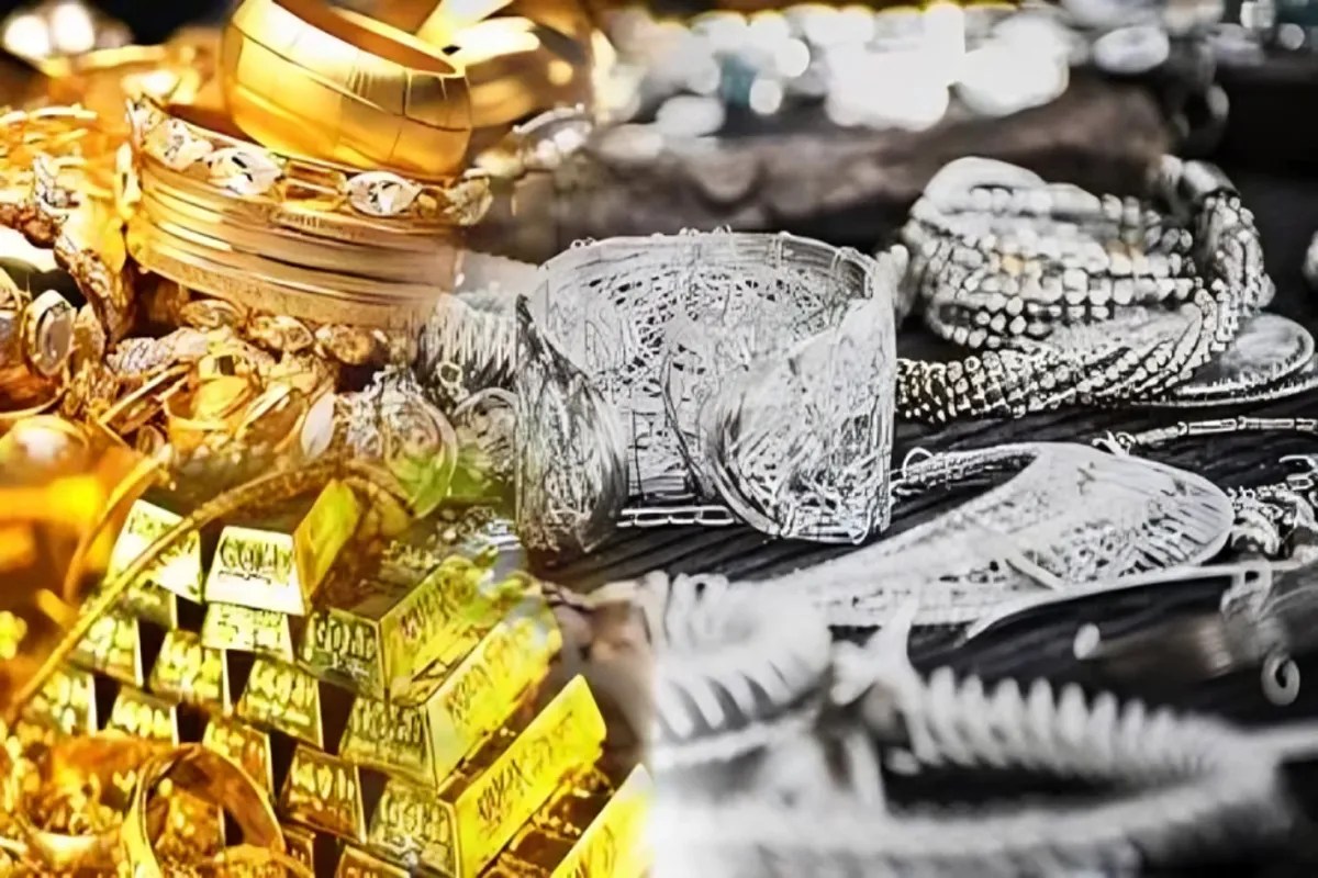 Gold and Silver Prices Surge Sharply