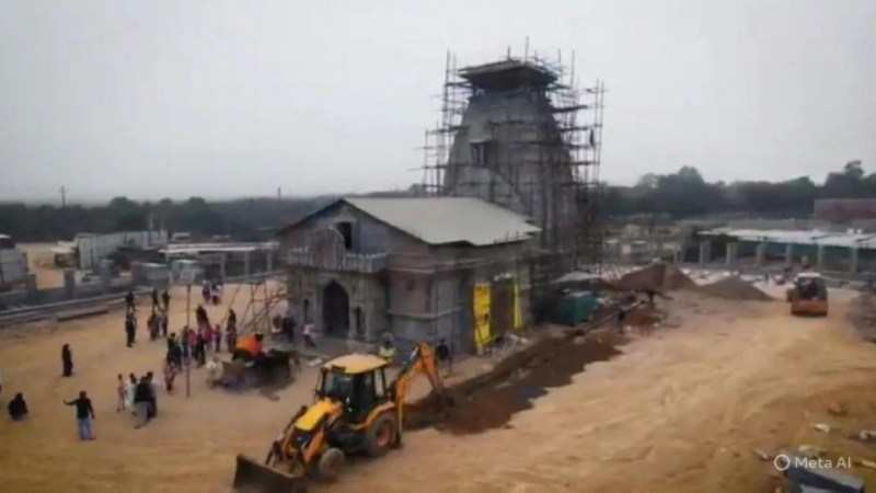 इटावा में निर्माणाधीन केदारेश्वर मंदिर (फोटो सोर्स- 'X' अखिलेश यादव)