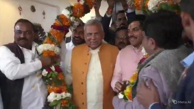 मुख्यमंत्री का भव्य स्वागत