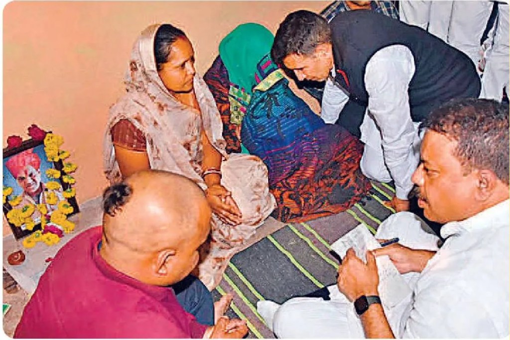 Indore Water Contamination case congress meet with effective