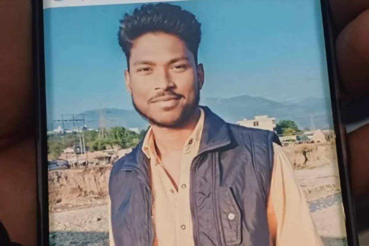 कुशीनगर में दिनदहाड़े युवक की हत्या