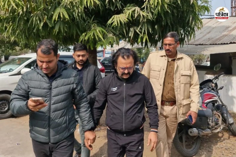 CBI team raids Banswara mastermind of multi-crore fraud arrested