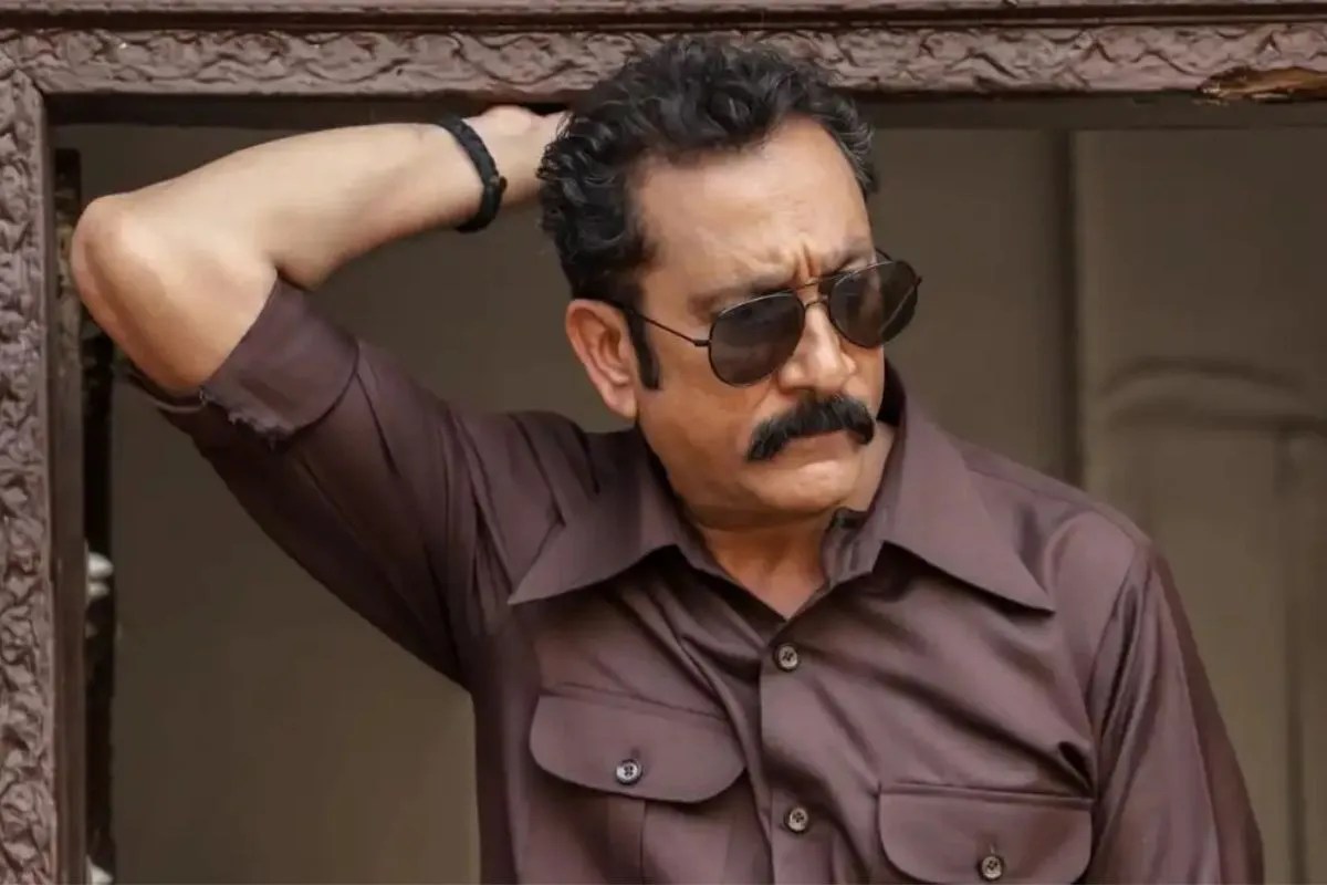 Mukesh Tiwari Role Jageera