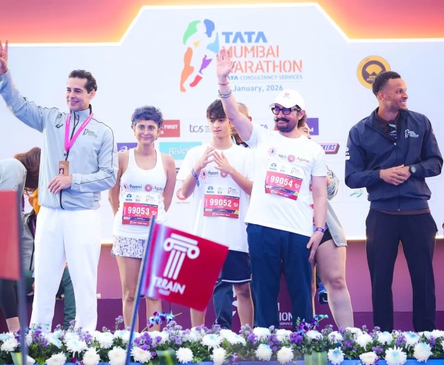 Aamir Khan in Mumbai Marathon 2026