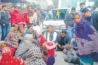 Meerut abduction, Sardhana crime, minor girl kidnapped, mother attacked, Uttar Pradesh crime, Panchayat violence, molestation case, Meerut news, Meerut News, Meerut Latest News, Meerut News in Hindi, Meerut Samachar