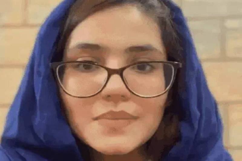 Pakistani woman Nikita