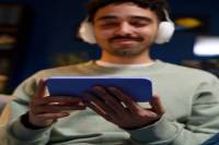 Loud music and reels