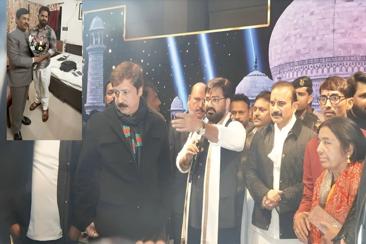 लखनऊ में धूमधाम से मना पावर स्टार पवन सिंह का जन्मदिन, धनंजय सिंह के साथ काटा केक, शाहनवाज हुसैन ने दी विशेष बधाई (फोटो सोर्स : WhatsApp News Group)
