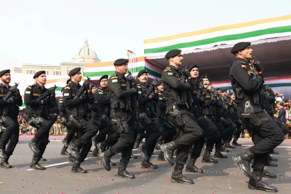  लखनऊ में मनाया गया 77वां गणतंत्र दिवस समारोह
