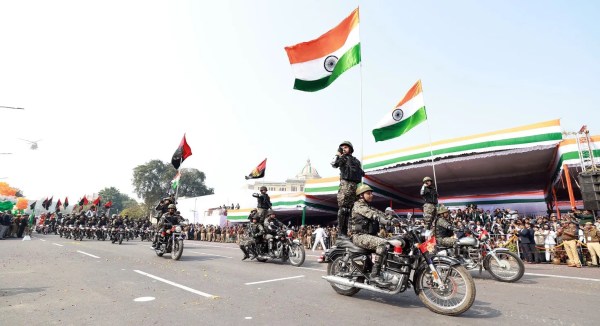  लखनऊ में मनाया गया 77वां गणतंत्र दिवस समारोह
