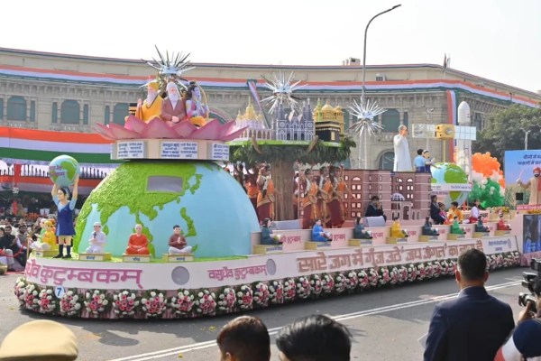  लखनऊ में मनाया गया 77वां गणतंत्र दिवस समारोह
