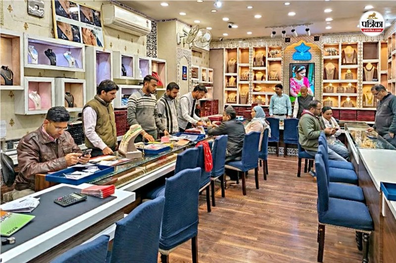 Silver Price Tremendous Hike reached 4 lakh rupees per kilogram bullion and sarafa bazar is stunned artisans troubled