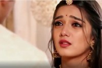 Tv show Rimjhim Choti Umar Bada Safar Yashika Sharma at 16 Intimate Scene with adult co-star audience angry