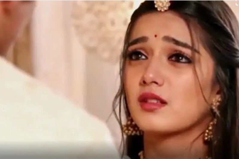 Tv show Rimjhim Choti Umar Bada Safar Yashika Sharma at 16 Intimate Scene with adult co-star audience angry