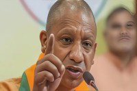 6 IAS अफसरों के तबादले, आगरा-मथुरा समेत कई जिलों में बदली जिम्मेदारियां (फोटो सोर्स : WhatsApp News Group)