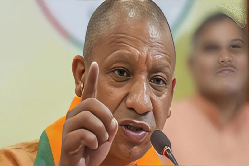 6 IAS अफसरों के तबादले, आगरा-मथुरा समेत कई जिलों में बदली जिम्मेदारियां (फोटो सोर्स : WhatsApp News Group)