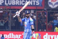 Virat kohli breaks Sachin Tendulkar record