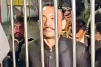 बरेली सिटी मजिस्ट्रेट, अलंकार अग्निहोत्री का इस्तीफा, अलंकार अग्निहोत्री का परिवार, अलंकार अग्निहोत्री की मां, अलंकार अग्निहोत्री की मां का ब्लड प्रेशर, परिवार अलंकार अग्निहोत्री के साथ, यूजीसी के नए नियम, यूजीसी रेगुलेशन के खिलाफ, शंकराचार्य अविमुक्तेश्वरानंद, Bareilly City Magistrate, Alankar Agnihotri resigns, Alankar Agnihotri's family, Alankar Agnihotri's mother, family with Alankar Agnihotri, new UGC rules, against UGC regulations, Shankaracharya Avimukteshwaranand