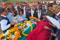 army jawan dies before daughters birth in Maharashtra