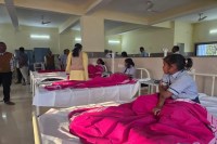 CG News: स्कूल में 127 बच्चों ने किया मध्यान भोजन, 12 की तबीयत बिगड़ी, फूड प्वाइजनिंग की जांच शुरू