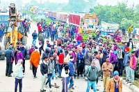 धान बेचने जा रहा किसान ट्रैक्टर से उछलकर ट्रोले के पहिए के नीचे आया, मौके पर मौत