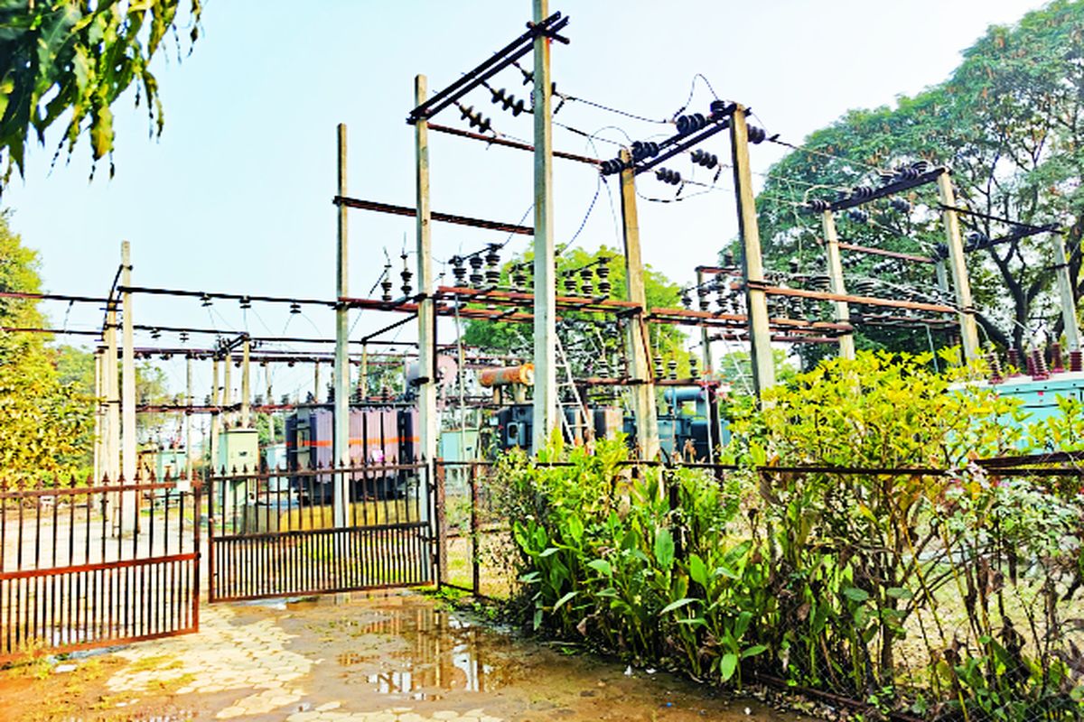 ग्रिड स्टेशनों पर कर्मचारियों की कमी से जूझ रहा विद्युत निगम