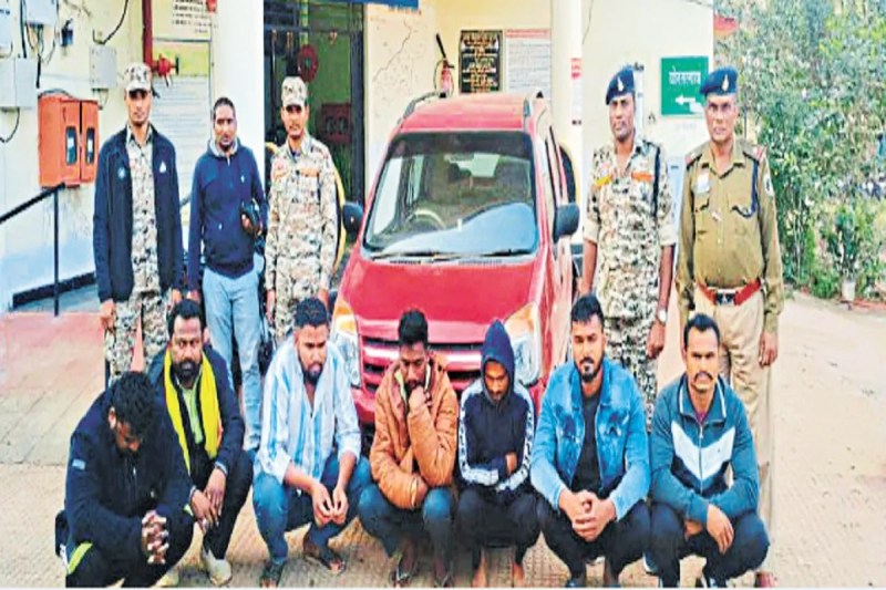 पूर्व सरपंच समेत 7 आरोपी गिरफ्तार (फोटो सोर्स- पत्रिका)