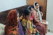 CG News: छत्तीसगढ़ में ठगी का नया तरीका, बर्तन बदलने के बहाने सोने-चांदी के जेवर लेकर फरार