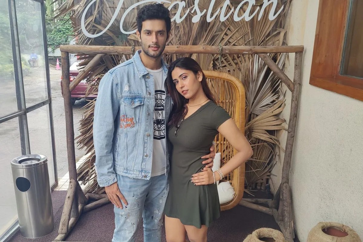 Shivam Dube with Anjum Khan