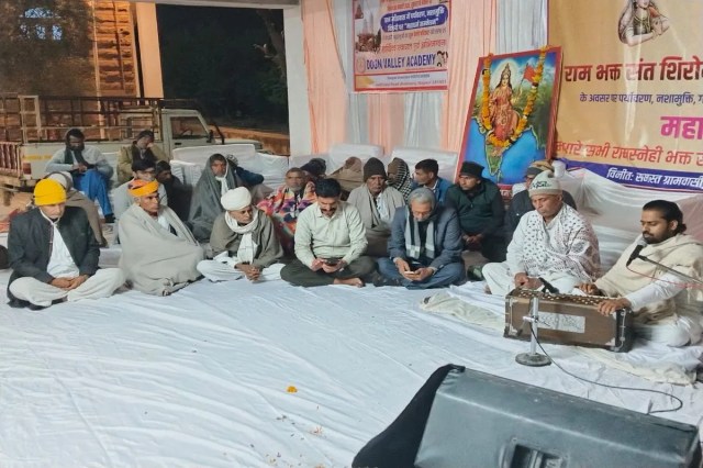 संत सुखदेव ने फूलां बाई की वाणियों का गायन किया