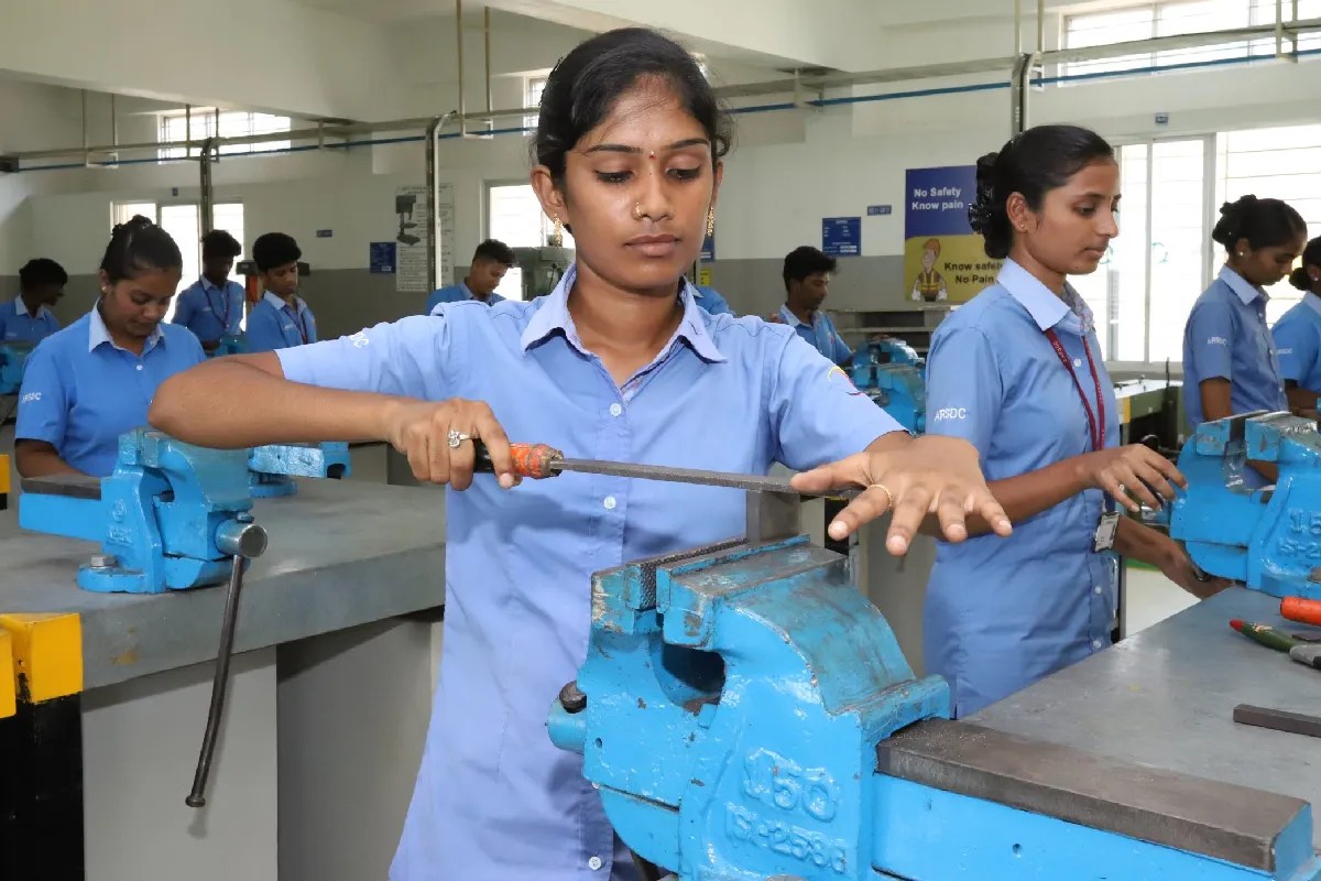 BPCL to construct Skill Development Center in Bina mp news