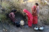 tribals of Guna forced to drink dirty water Indore contaminated water case mp news
