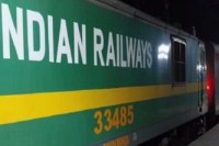 Indore-Kota Intercity Train Engine Fail Biaora dense forest Passengers shivers cold weather mp news