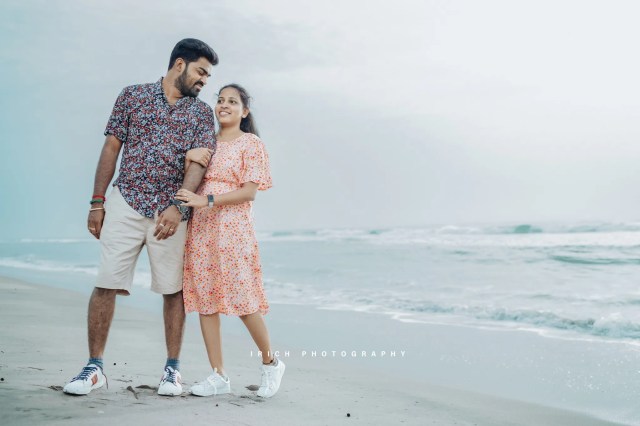 फिजूलखर्ची और दिखावे पर वार