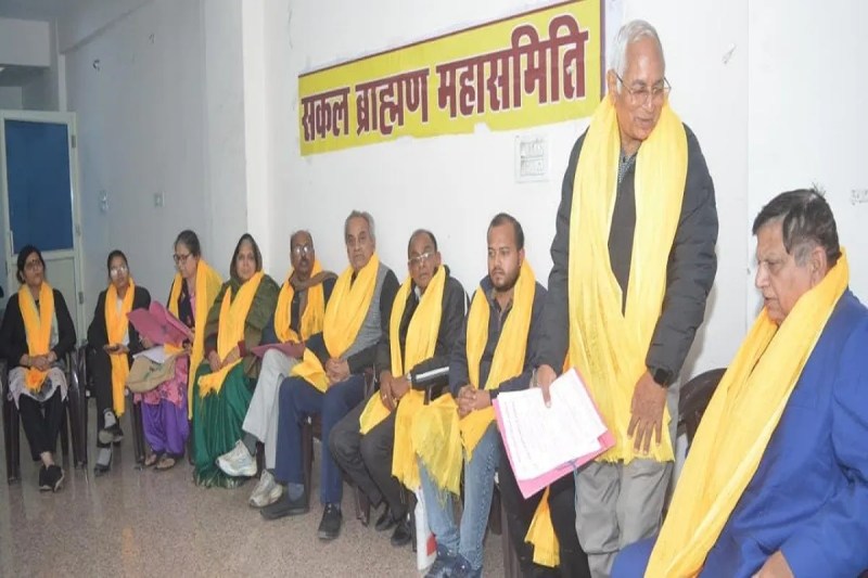 भगवान श्रीराम जन्मभूमि अयोध्या की सरयू नदी से लाया गया पावन जल