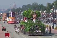 छत्तीसगढ़ के जनजातीय शौर्य का इतिहास, देश के पहले जनजातीय डिजिटल संग्रहालय की भव्य झांकी बनी आकर्षण का केंद्र