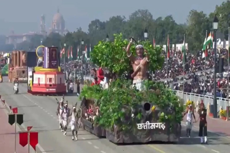 छत्तीसगढ़ के जनजातीय शौर्य का इतिहास, देश के पहले जनजातीय डिजिटल संग्रहालय की भव्य झांकी बनी आकर्षण का केंद्र