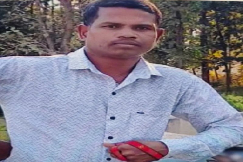 CG News: पूर्व सरपंच की गोली मारकर की हत्या, पूरे गांव में दहशत का माहौल