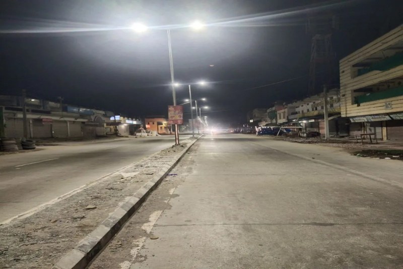 अंधेरा रहने से होती रहती थी दुर्घटनाएं, पत्रिका ने उठाया था मुद्दा