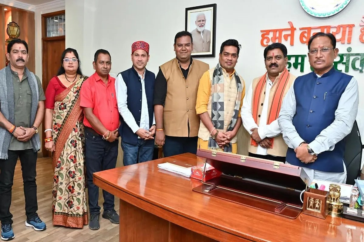 CG News: मुख्यमंत्री विष्णु देव साय से रायपुर प्रेस क्लब के नवनिर्वाचित पदाधिकारियों की सौजन्य मुलाकात, निर्वाचन में मिली सफलता पर दी बधाई