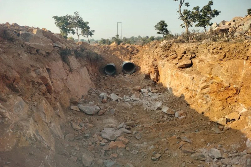 121 गांवों में 850 किमी पाइपलाइन बिछाने की योजना, कई गांवों में काम अधूरा