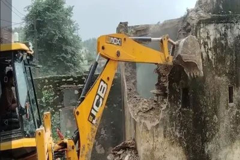 2500 government schools in the state will be transformed, a budget of Rs 550 crore approved for their repair.