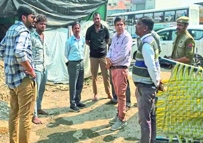 नगर निगम आयुक्त ने रविवार को विभिन्न क्षेत्रों का निरीक्षण किया। उन्होंने अधिकारियों और ठेकेदारों को आवश्यक दिशा निर्देश दिए।