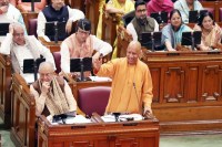 UP विधानसभा में CM योगी के मजेदार किस्से: ‘बिस्मिल’ बयान पर छाए ठहाके (फोटो सोर्स : Ritesh Singh )