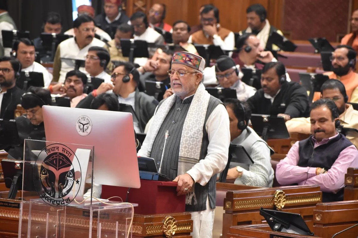 माता प्रसाद पांडेय के सवाल पर वित्त मंत्री सुरेश खन्ना का तीखा जवाब, बोले-विपक्ष में रहते हुए झेले झूठे मुकदमे (फोटो सोर्स : WhatsApp News Group)